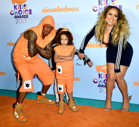 Mariah and the twins hit the Kids' Choice orange carpet | mcarchives.com