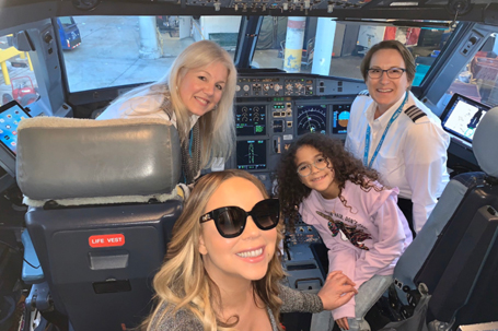 Mariah Carey praises the two female pilots on her flight | mcarchives.com