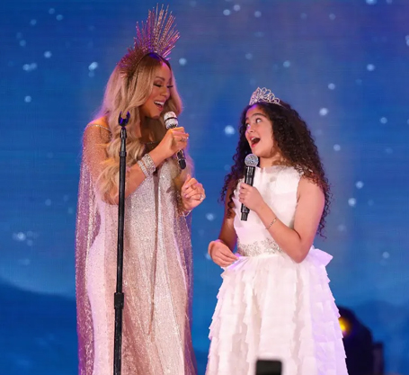 Mariah Carey brings Christmas cheer to L.A. | mcarchives.com