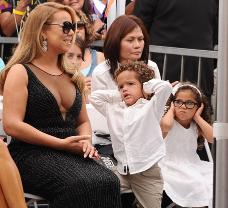Mariah Carey's twins steal the show at ceremony | mcarchives.com